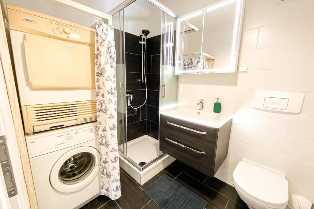 Apartment Am Auensee Mit Großer Terrasse, Grill Und Privat-parkplatz Leipzig