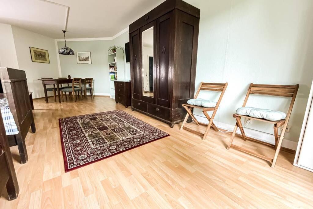 Apartment Am Auensee Mit Großer Terrasse, Grill Und Privat-parkplatz