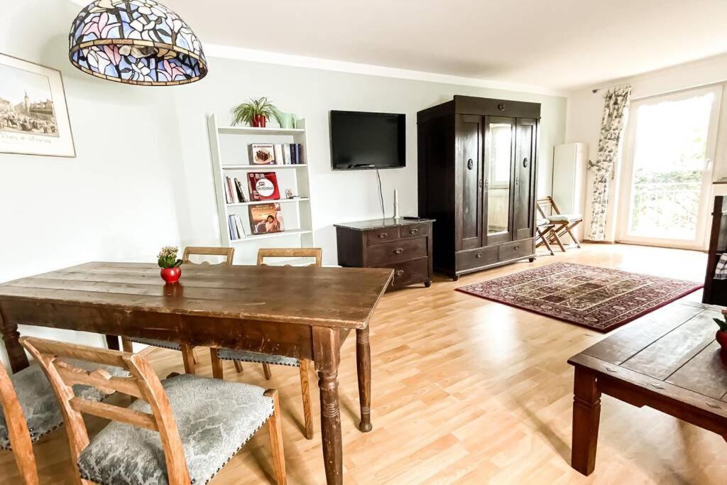 Am Auensee Mit Großer Terrasse, Grill Und Privat-parkplatz